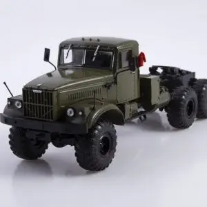 KRAZ-255V đầu kéo quân sự