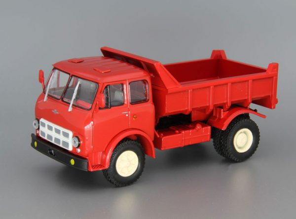MAZ-503A xe ben đỏ