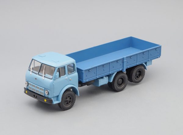 MAZ-516A xe tải xanh da trời