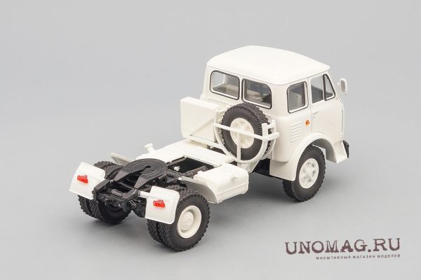 MAZ-5429 đầu kéo trắng - Hình ảnh 5