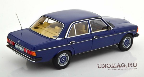 Mercedes-Benz 200 W123 Limousine 1982 xanh lam - Hình ảnh 7