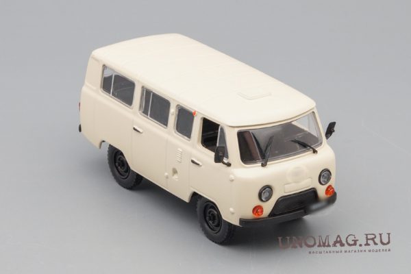 UAZ-452V trắng - Hình ảnh 3
