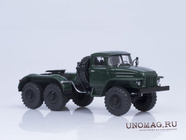Ural-375 đầu kéo xanh sẫm - Hình ảnh 3