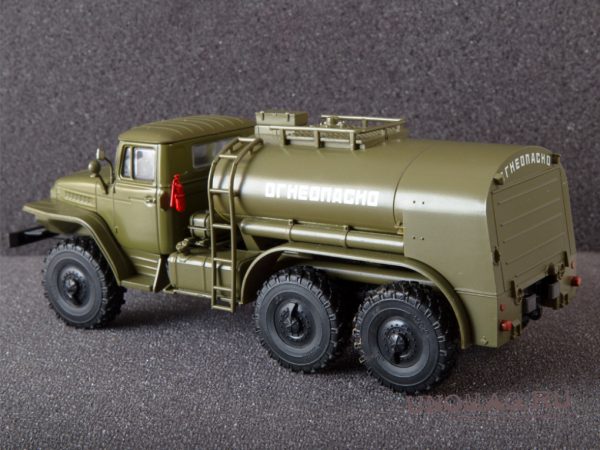 Ural-375 xe xăng dầu TZ-5 - Hình ảnh 2