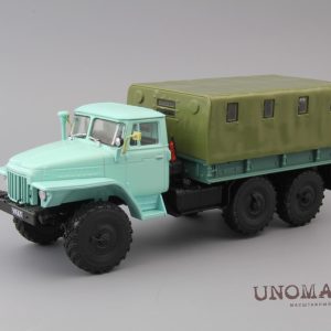 Ural-375D xe tải thùng bạt xanh