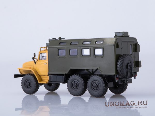 Ural-4320 kung vàng - Hình ảnh 5