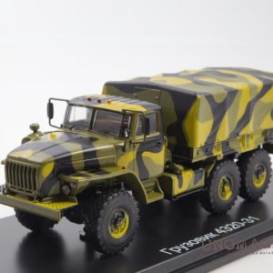 Ural-4320 rằn ri