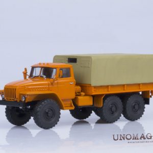 Ural-4320 xe tải thùng bạt cam