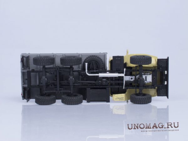 Ural-43202 xe tải vàng nhạt - Hình ảnh 4
